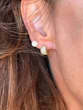 Pearl Studs