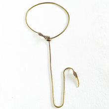 Serpent Lariat