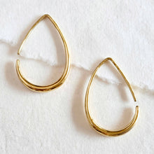 Teardrop Threader Hoop