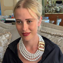 Holler for the Collar - Pearl