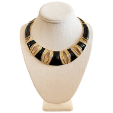 Vintage Black & White Collar