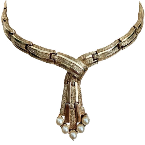 Vintage Trifari Lariat