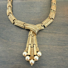 Vintage Trifari Lariat