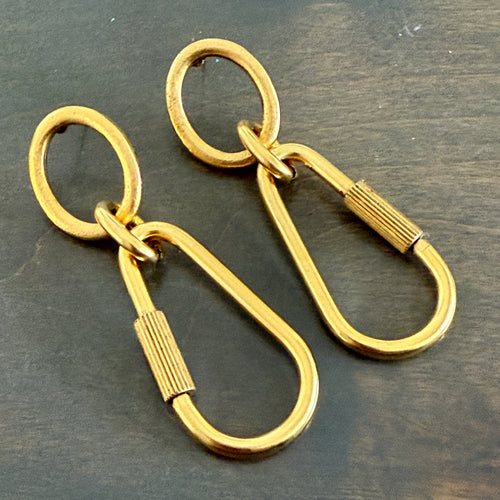 Shackle Hoops