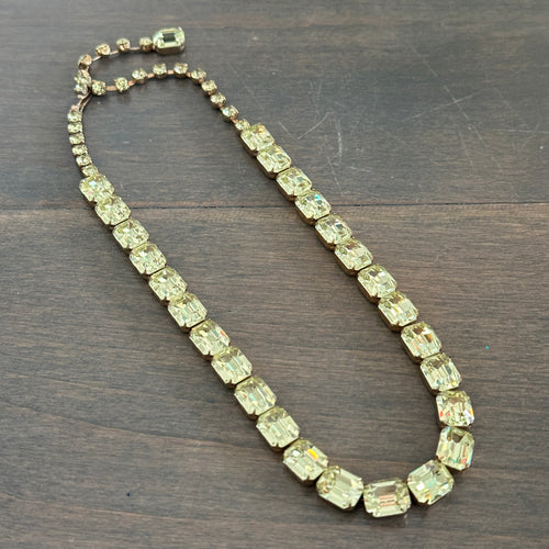 Holler for the Collar - Vintage