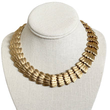 Vintage Scalloped Collar