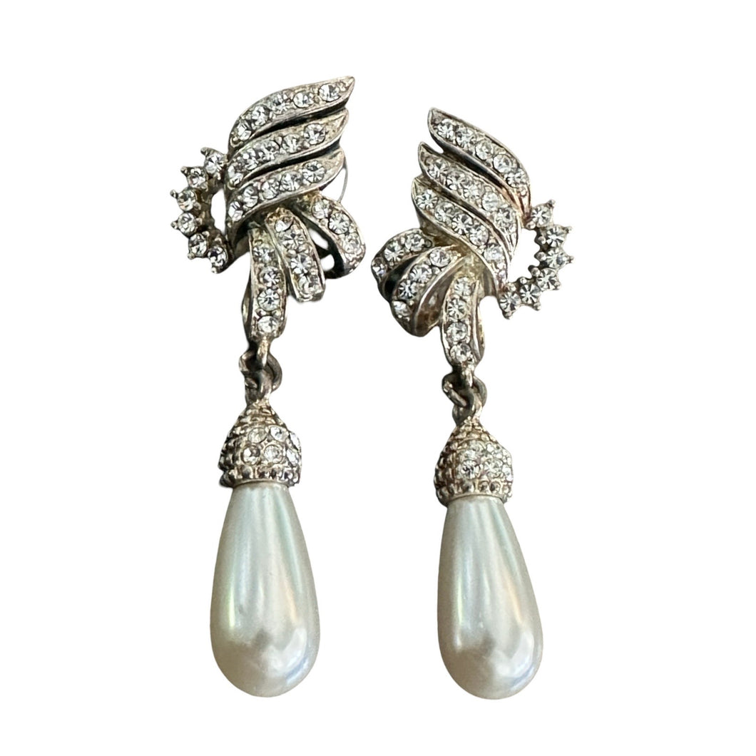 Vintage Teardrop Pearl Chandelier